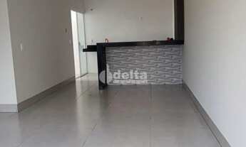 Imagem 2: Casa residencial disponível para venda no bairro Laranjeiras em Uberlândia-MG