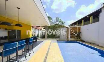 Imagem: Casa ampla com 5 quartos no Sagrada Família