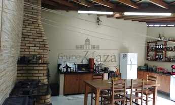 Imagem: Casa Sobrado em São José dos Campos