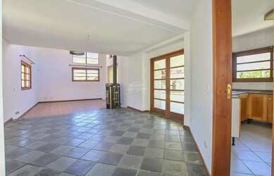 Imagem 5: Imóvel para venda possui 275 metros quadrados com 3 quartos em Centro - Pinhais - PR