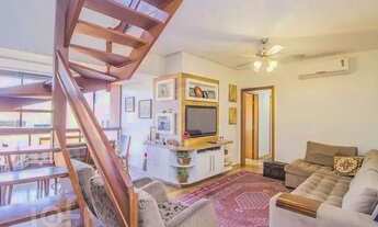 Imagem 2: Imóvel para venda tem 200 metros quadrados com 3 quartos em Passo da Areia - Porto Alegre