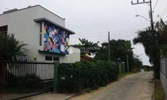 Imagem 3: Auxiliadora Predial aluga casa com 3 dormitórios no Campeche