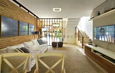 Imagem 4: Sobrado a 100 metros do mar para venda com 5 suítes piscina e sauna - Condomínio fechado e