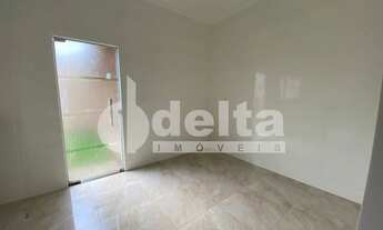 Imagem 6: Casa residencial disponível para locação e venda no bairro Tibery em Uberlândia-MG