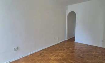 Imagem 4: Imóvel para aluguel tem 65 metros quadrados com 2 quartos em Leblon - Rio de Janeiro - RJ