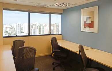 Imagem 2: Escritório para alugar para 4 pessoas em Regus FORTALEZA, Meireles - Etevaldo Nogueira