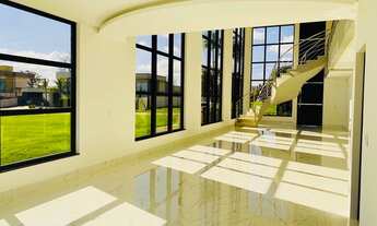 Imagem 4: Sobrado no condomínio do lago