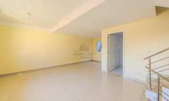 Imagem 2: Sobrado com 4 Quartos e 3 banheiros à Venda