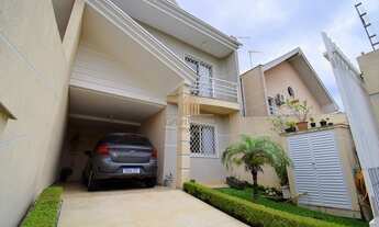 Imagem 2: Sobrado Amplo Com 03 Quartos Próximo ao Shopping Palladium