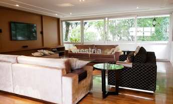 Imagem 2: Apenas para Expatriados! Reformado com piso em madeira e mobiliado!