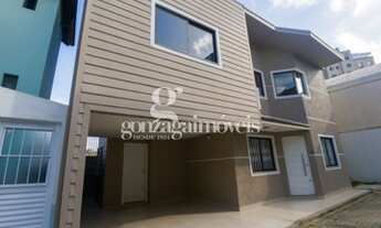 Imagem: CURITIBA - Casa Padrão - Xaxim