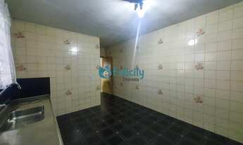 Imagem 6: Sobrado com 4 dormitórios, 1 suíte, 2 vagas, na Vila Mangalot