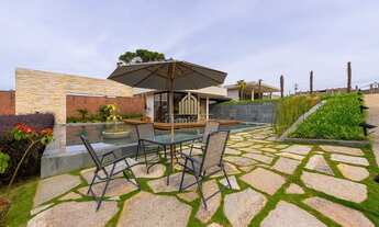 Imagem 4: Casa em condomínio terreno 6.328,86m², piscina e lago ornamental