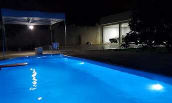 Imagem 3: Samuel Pereira oferece: Casa térrea 3 suítes Piscina Armários Moderna Cond. Entre Lagos pa