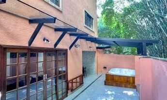 Imagem 6: Casa para Venda em Cotia, Granja Viana, 2 dormitórios, 2 suítes, 4 banheiros, 2 vagas