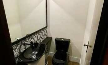 Imagem 2: Casa para Venda em Cotia, Granja Viana, 2 dormitórios, 2 suítes, 4 banheiros, 2 vagas