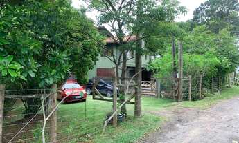 Imagem 2: Casa para venda com 200 metros quadrados com 3 quartos em Praia da Gamboa - Garopaba - SC