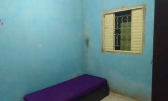 Imagem: Aluga se quarto de solteiro