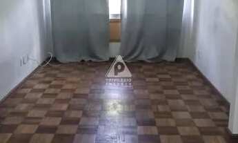 Imagem 3: Apartamento à venda, 3 quartos, 1 suíte, 1 vaga de garagem, 83m², Botafogo. RIO DE JANEIRO