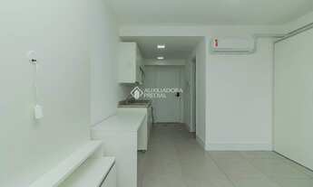 Imagem 4: PORTO ALEGRE - Apartamento Padrão - Partenon