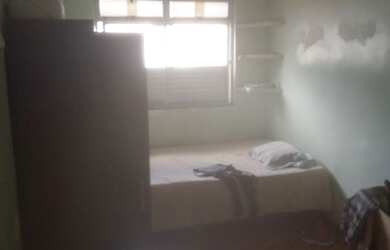 Imagem 3: Alugo 3/4 + dependecias. Cx d'água