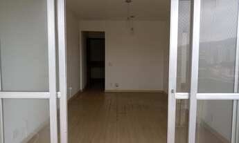 Imagem 2: Apto de frente, em boas condições e com a documentação podendo aceitar financiamento