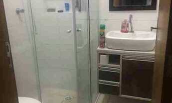 Imagem 2: Quarto mobiliado em apartamento para moça