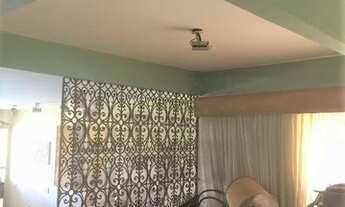 Imagem 2: Sobrado, residencial/comercial, lote com gabarito, Setor Bueno