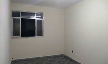 Imagem 2: Alugo casa na rua Isaías Em Madureira serve res ou empresa