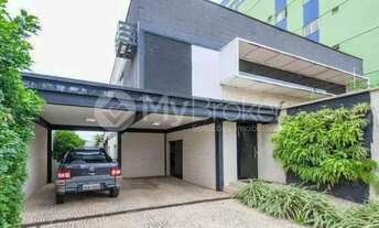 Imagem 5: Casa para venda com 200 metros quadrados com 5 quartos