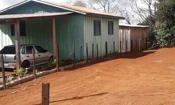 Imagem 2: Casa de madeira Casa com 2 dormitórios