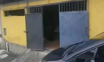 Imagem: Vendo casa 02 quartos, condomínio. Bairro