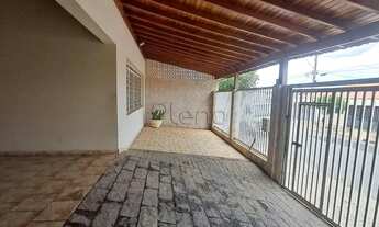 Imagem 2: Casa à venda em Valinhos, Jardim Pinheiros, com 3 quartos, com 279 m²