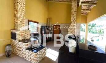 Imagem 5: Casa térrea à venda no Condomínio Águas da Serra- Hidrolândia frente para o lago de pesca