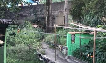 Imagem 4: Casa Térrea + Sobrado para venda tem 360 metros quadrados com 7 quartos