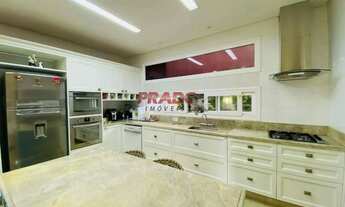 Imagem 6: Sobrado à venda em Maringá, Zona 08, com 4 quartos, com 492 m², CONDOMÍNIO SAINT ETIENNE