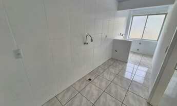 Imagem 4: Imóvel para venda com 60 metros quadrados com 2 quartos em Centro - Criciúma - SC