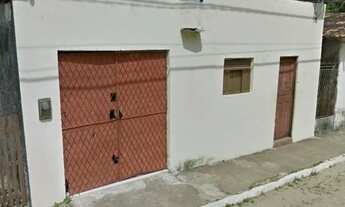 Imagem: Casa no centro de Extremoz