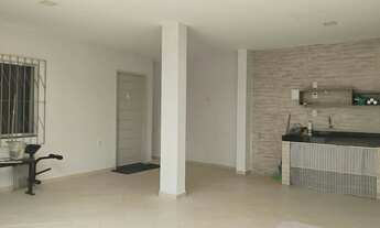 Imagem 2: Casa na rua do hospital metropolitano