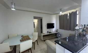 Imagem 3: Lindo 2/4 com Armários - 2º Andar - Condomínio Com Piscina - 2 km Atrás do Antigo Maxxi