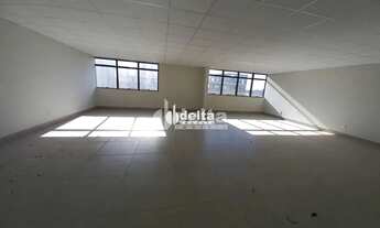 Imagem 2: Sala comercial disponível para locação no bairro Jardim Karaiba em Uberlândia-MG