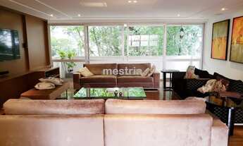 Imagem 3: Apenas para Expatriados! Reformado com piso em madeira e mobiliado!