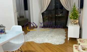 Imagem 2: Apartamento iluminado, ao lado de shoppings