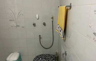 Imagem 5: Apartamento para venda possui 99 metros quadrados com 3 quartos em Copacabana - Rio de Jan