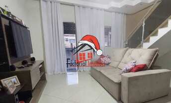 Imagem: Casa à venda, 3 quartos, 2 vagas cobertas