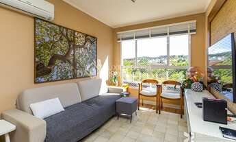 Imagem 2: Apartamento com 3 quartos no bairro Cavalhada - Porto Alegre - RS