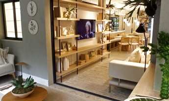 Imagem 3: O apartamento no bairro Barra da Tijuca possui 82 metros quadrados com 2 quartos sendo 1 s