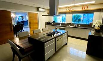 Imagem 6: Mansão com 590 metros quadrados e sala de cinema particular no Bosque das Mansões - São Jo