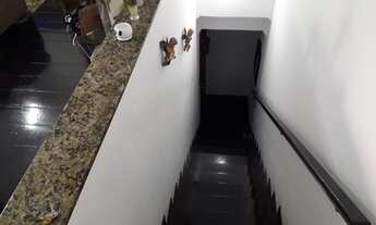 Imagem 2: Sobreposta alta à venda em região tranquila do bairro da Aparecida, em Santos, SP