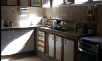 Imagem 2: R- Imóvel com garagem e quintal em Piatã